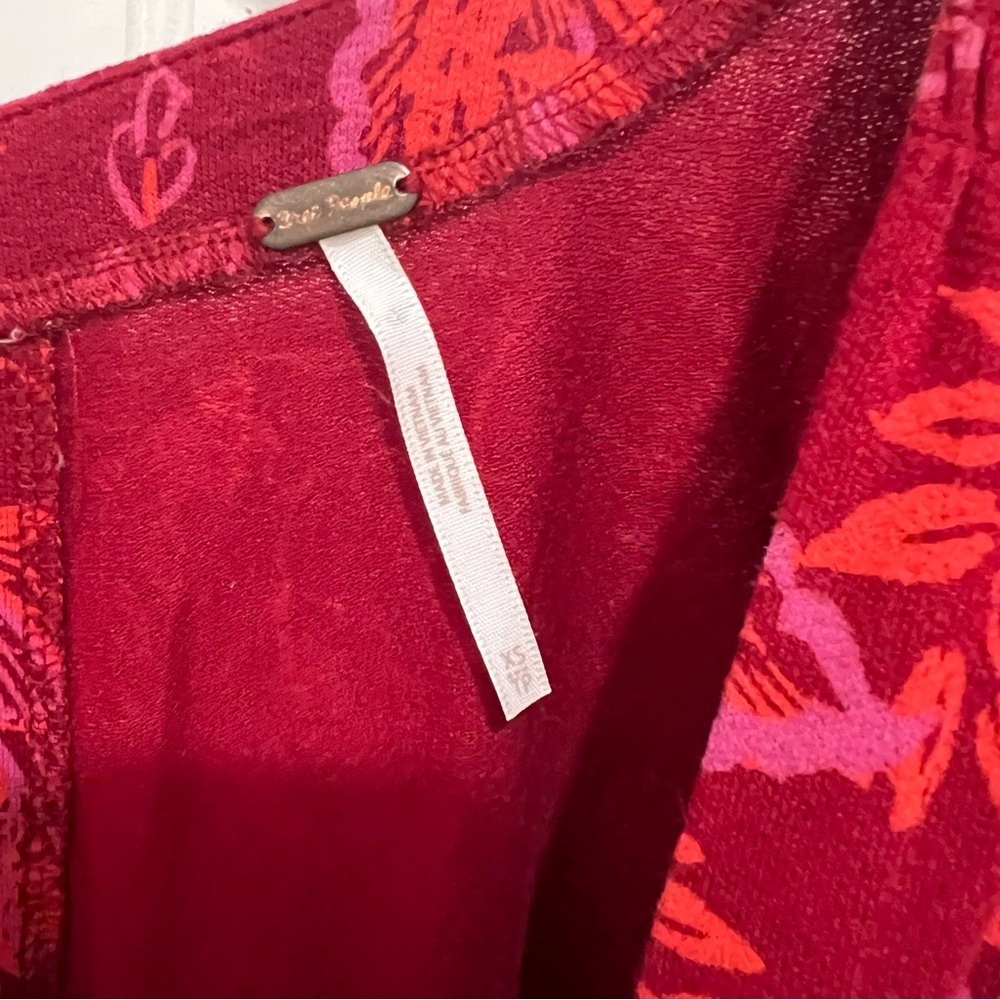 Free People Red and Pink Floral Blouse - Picture 5 of 9